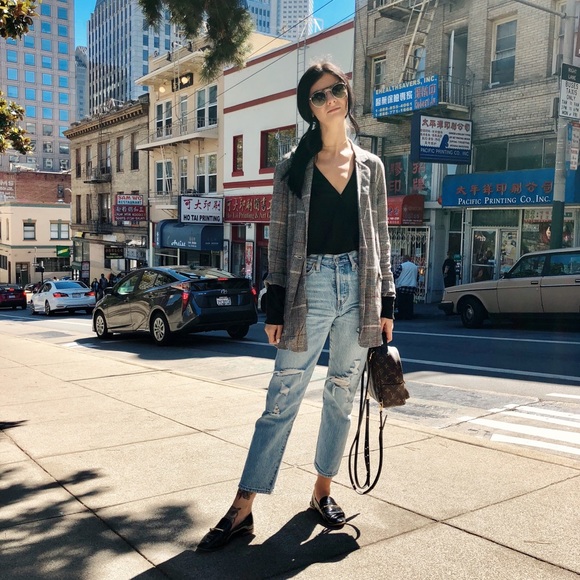 Meet your Posher, Arielle - Picture 1 of 1